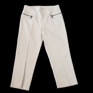 White cropped pants